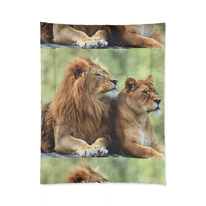 Comforter, quilting, laying, bed quilt (Lions)